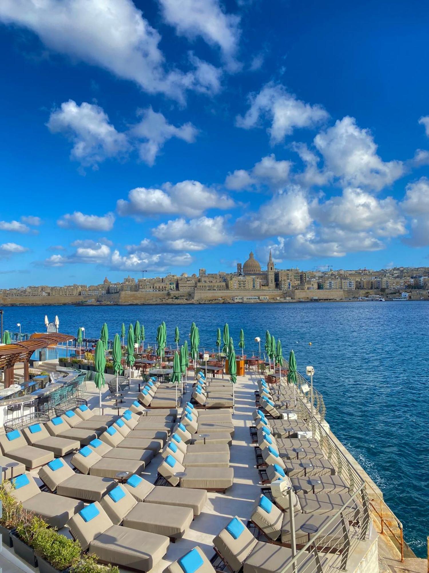 Tigne Sliema Three Bedrooms Apartment Exterior foto
