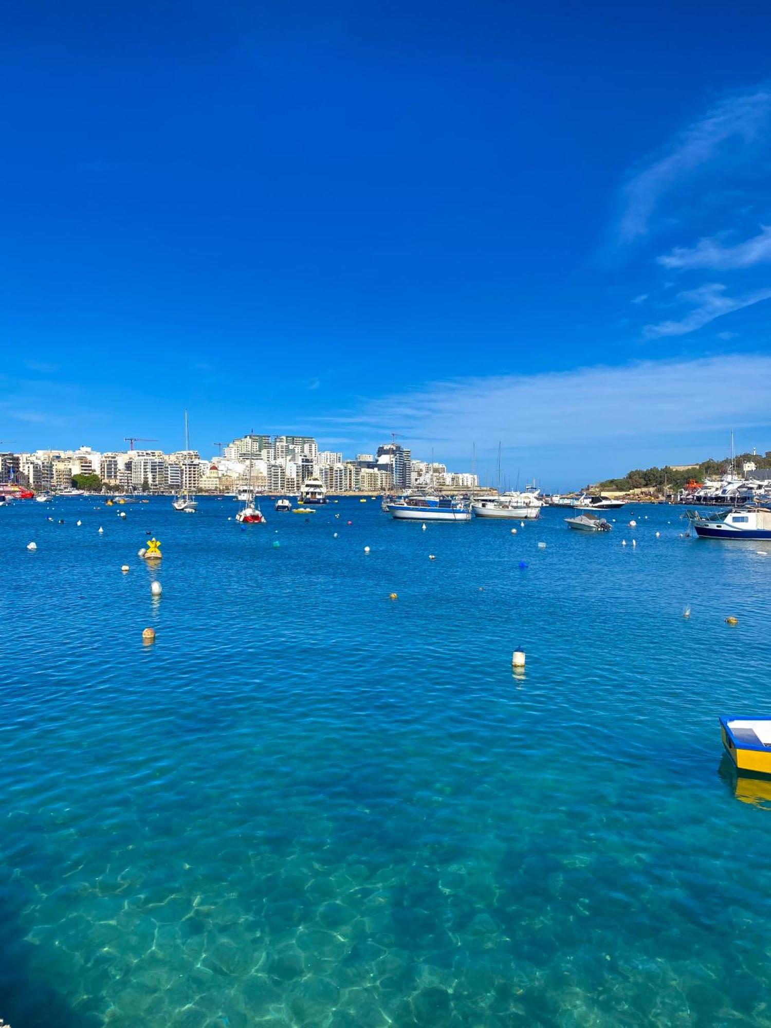 Tigne Sliema Three Bedrooms Apartment Exterior foto