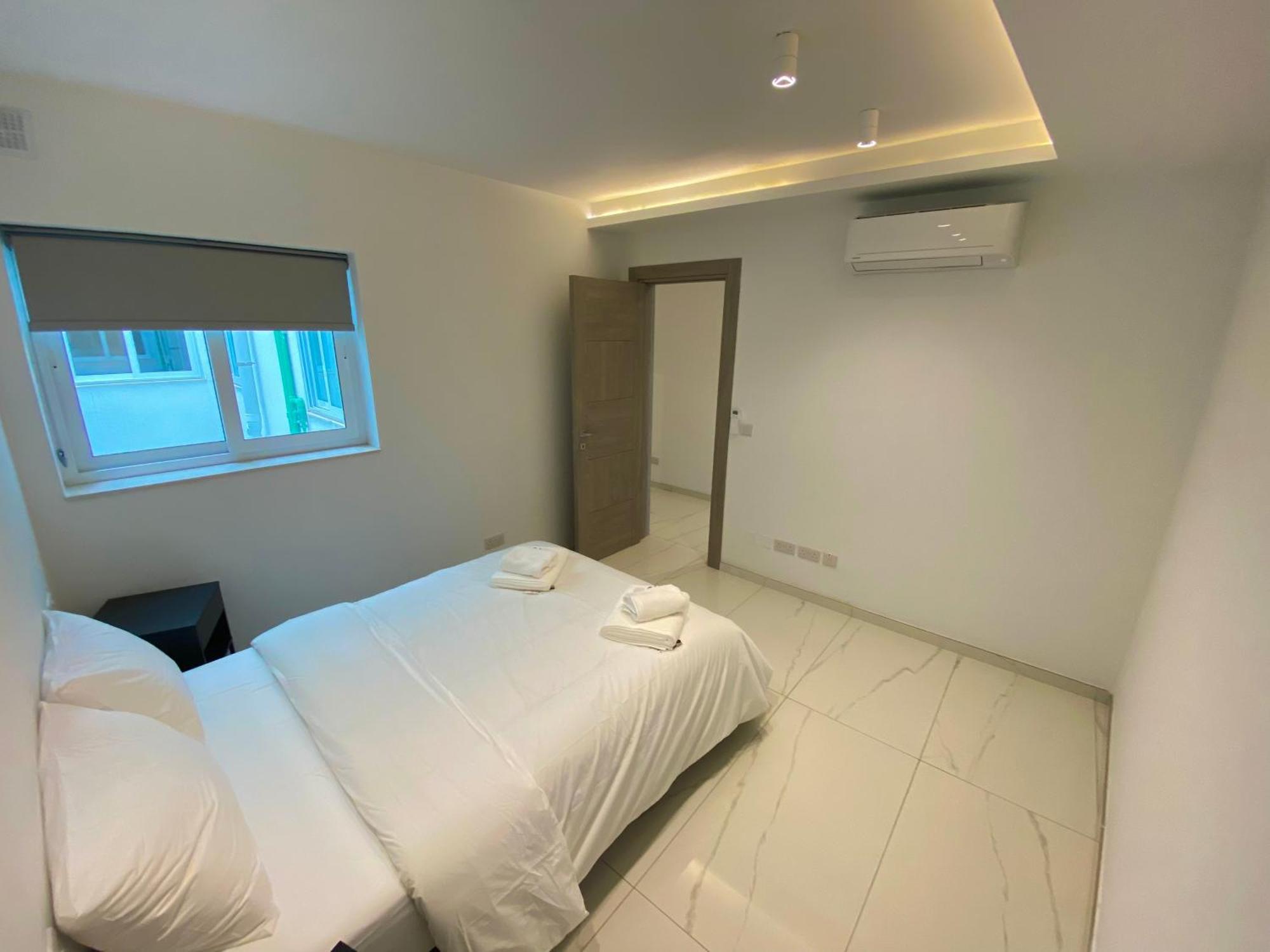 Tigne Sliema Three Bedrooms Apartment Exterior foto