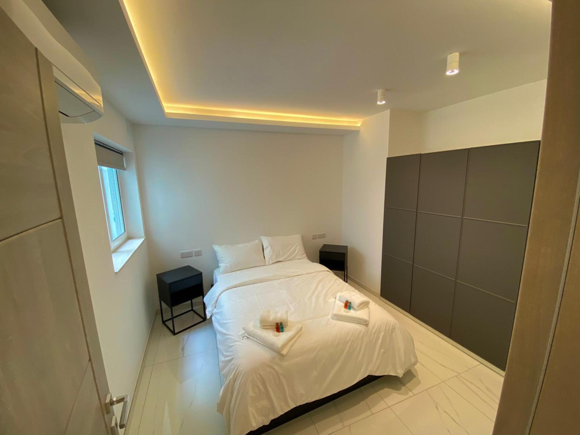 Tigne Sliema Three Bedrooms Apartment Exterior foto