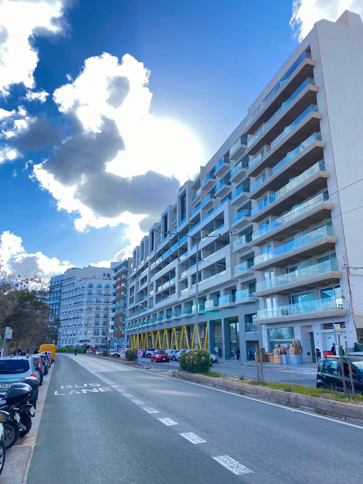 Tigne Sliema Three Bedrooms Apartment Exterior foto