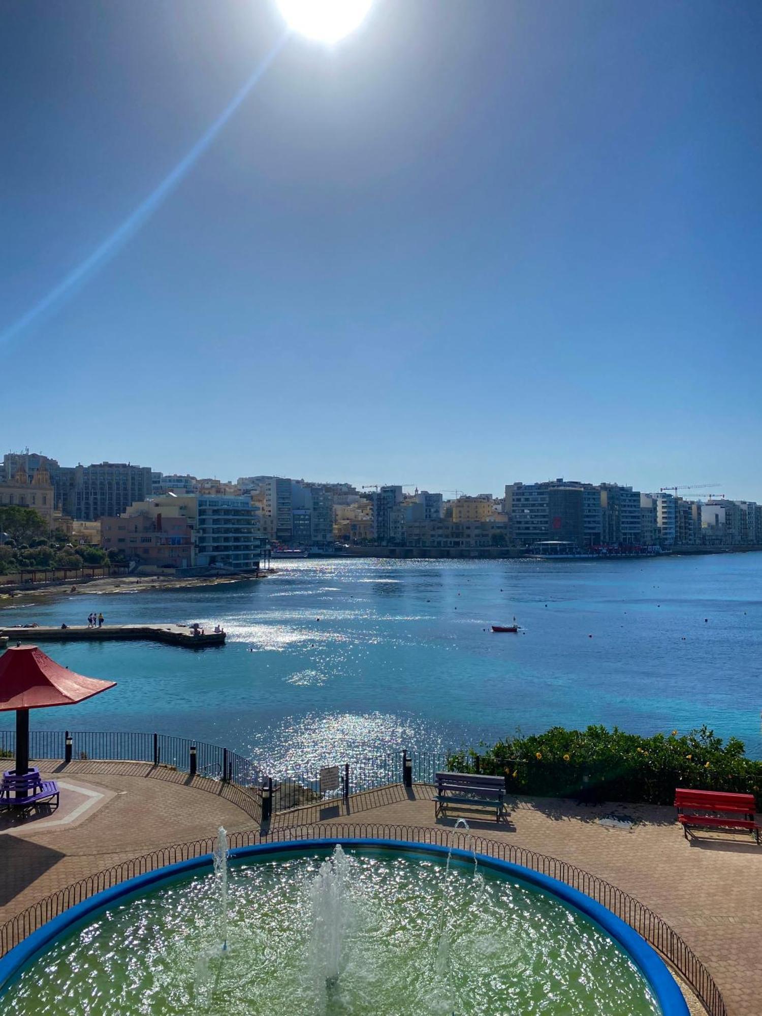 Tigne Sliema Three Bedrooms Apartment Exterior foto