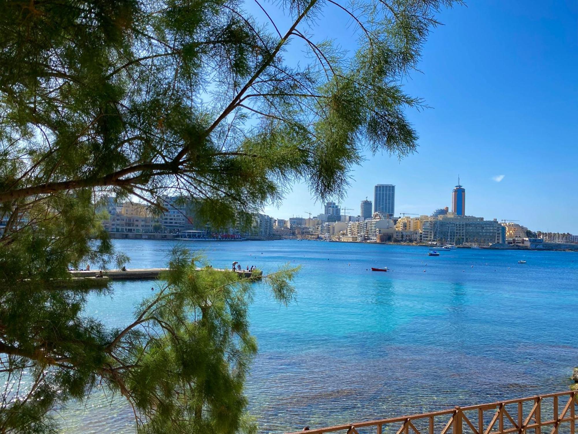 Tigne Sliema Three Bedrooms Apartment Exterior foto