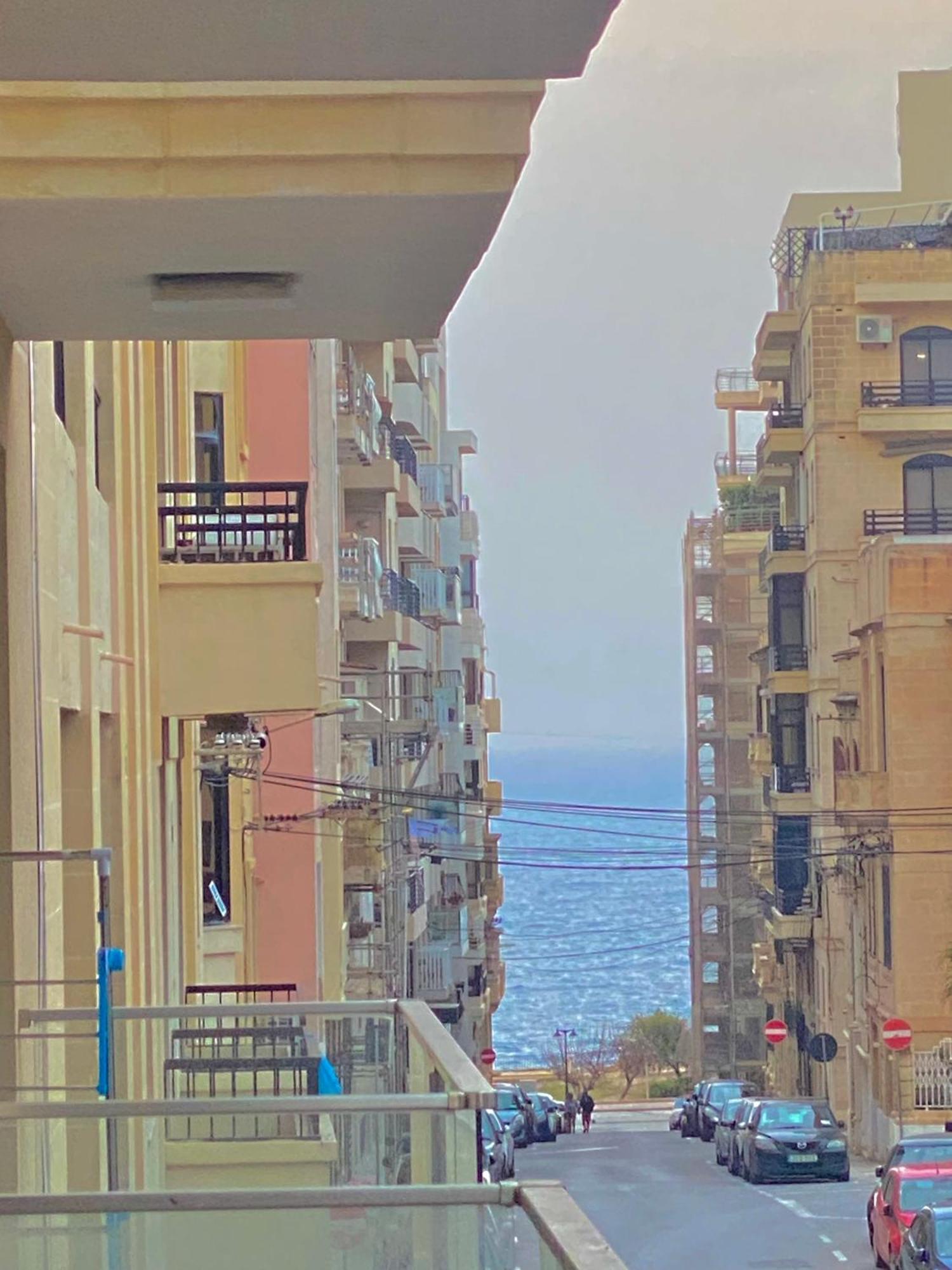 Tigne Sliema Three Bedrooms Apartment Exterior foto